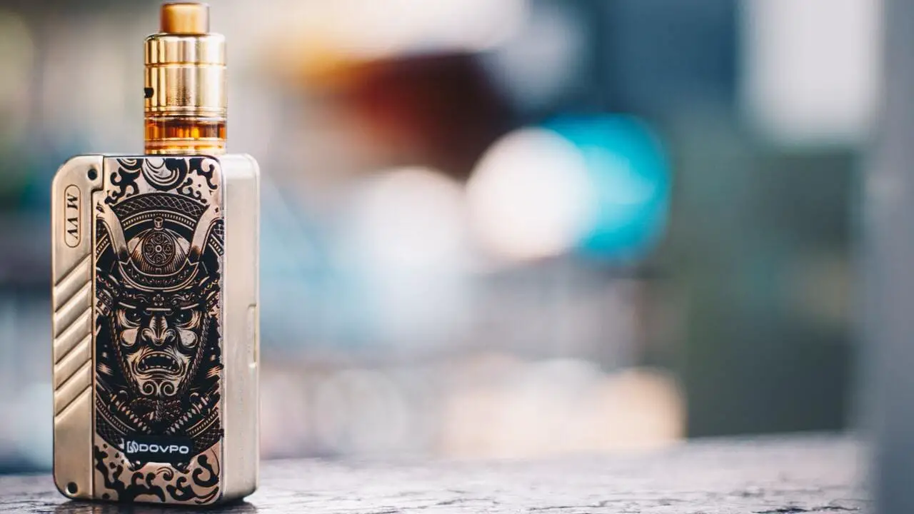 What happens if you drop a disposable vape in Water