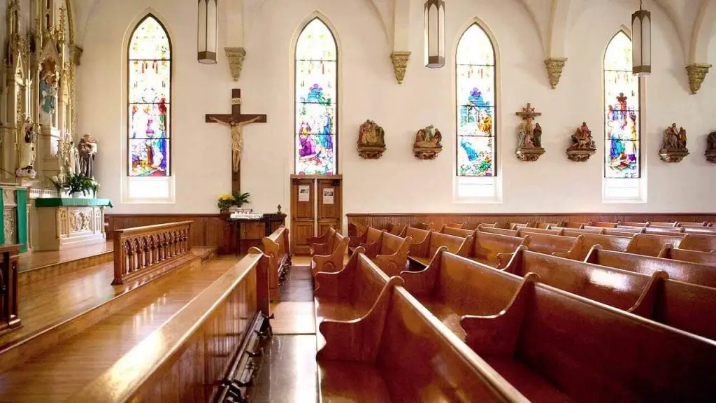 praying in Church 