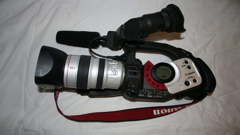 How To Use Mini DV Player on Canon Ca920 Camera